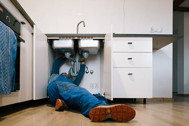 Professional Leak Detection technician working in Pinetown, NC